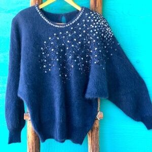 ANGORA FUZZY MOHAIR SEQUIN BEADED DOLMAN SLEEVE SWEATER SIZE MEDIUM VINTAGE